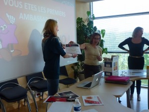 Remise-des-diplomes-ambassadeurs